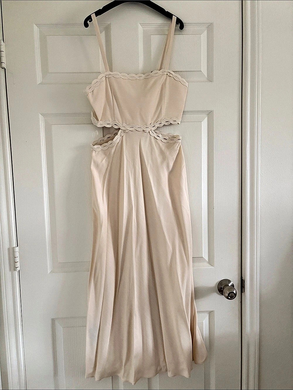 Mango Sagaro Cut Out Dress Cream Medium NWT